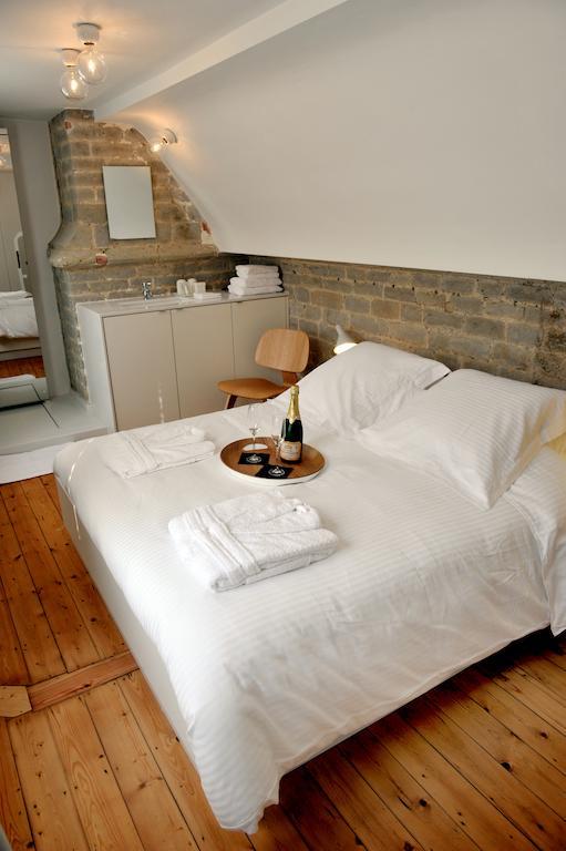 Guesthouse Bernardin أنتويرب الغرفة الصورة